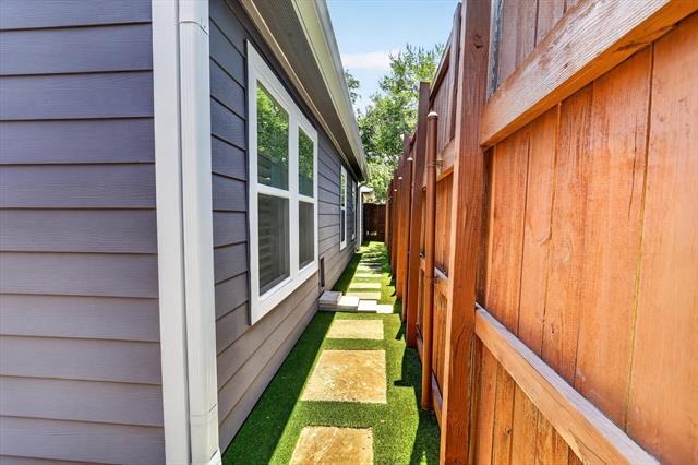 Building Photo - 4315 Cabell Dr
