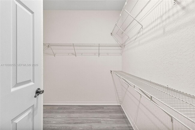 Building Photo - 2332 SE 16th Pl