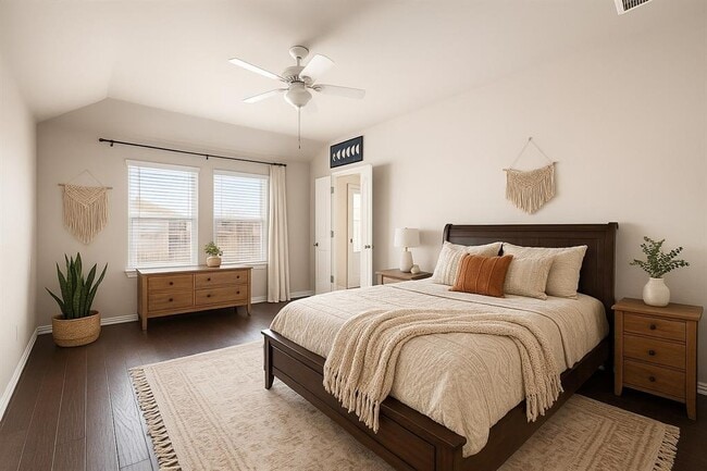 Building Photo - 237 Strawberry Blonde Dr