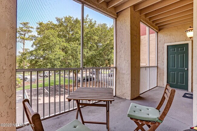 Building Photo - 170 Veracruz Dr