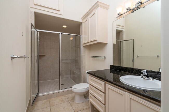 Building Photo - 5801 Winsome Ln