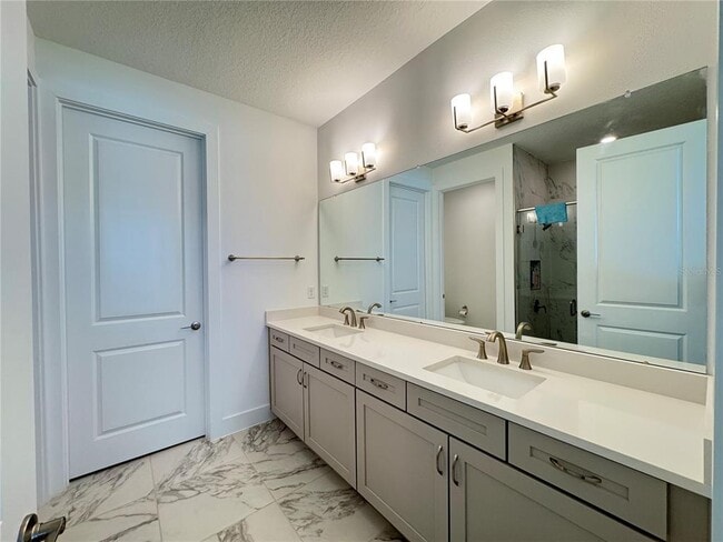 Building Photo - 7973 Avon Dive Ct