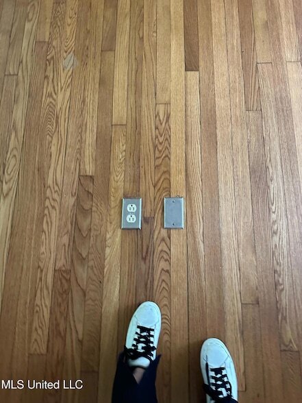 Building Photo - 3564 Cowan Pl