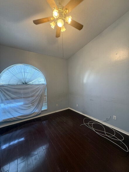 Building Photo - 1717 Powder Ridge Dr