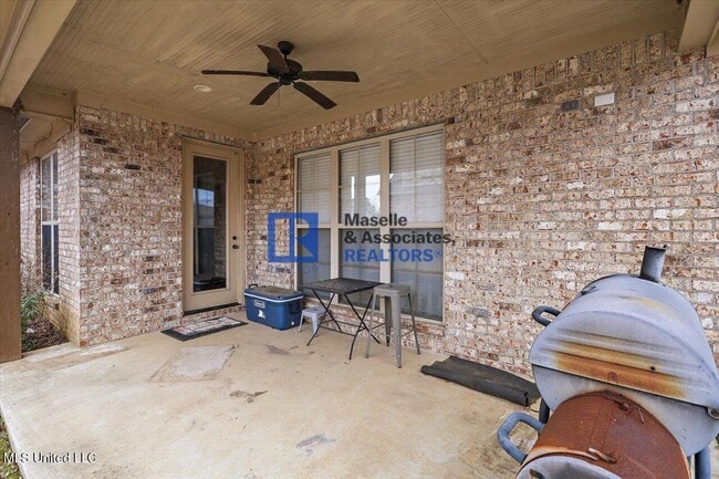 Building Photo - 4 Bed/3 Bath Home in Clinton in Copper Creek