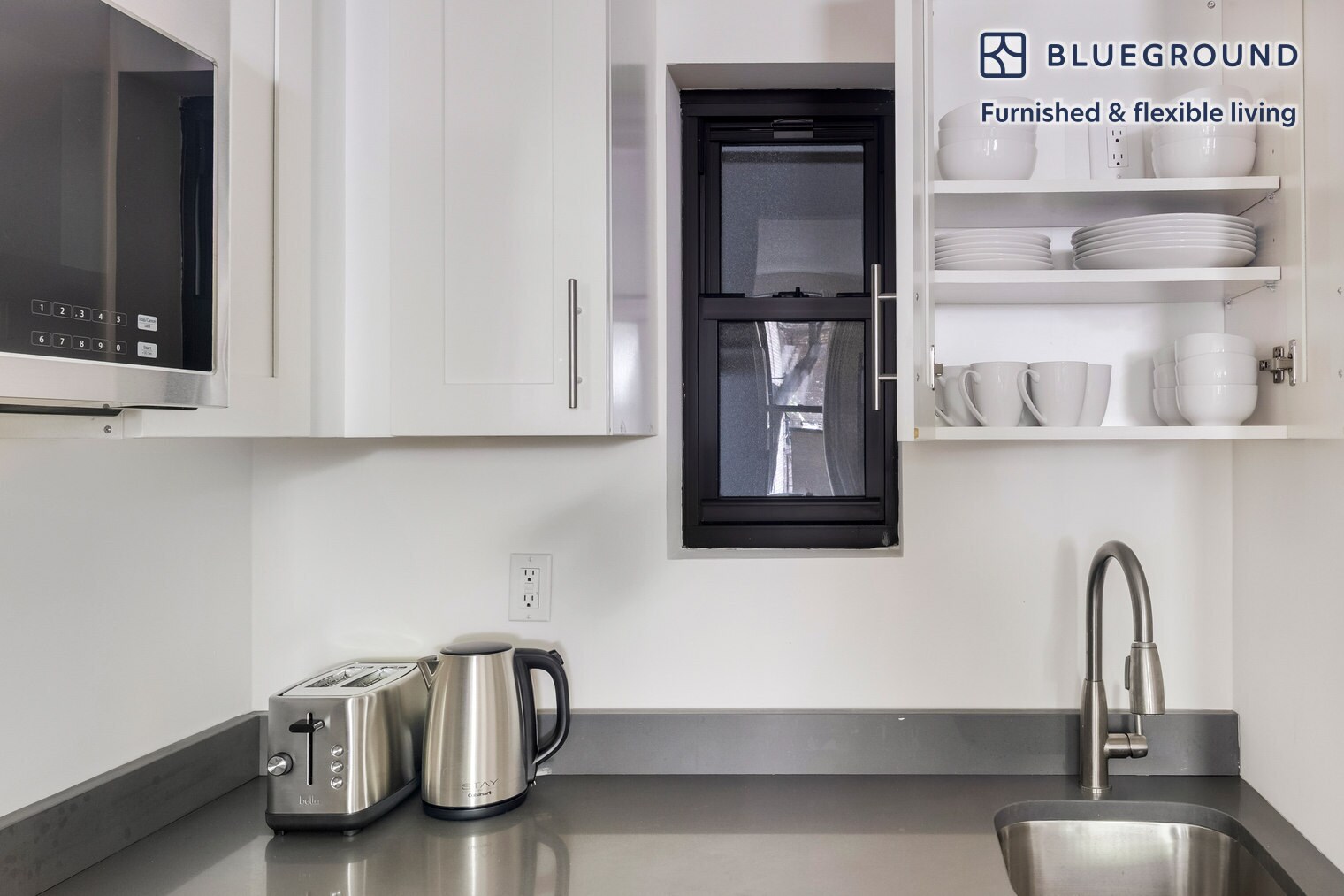 Building Photo - 26 Jane St