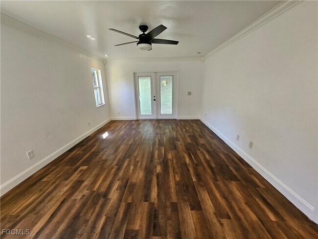 Building Photo - 713 Palmetto Ave