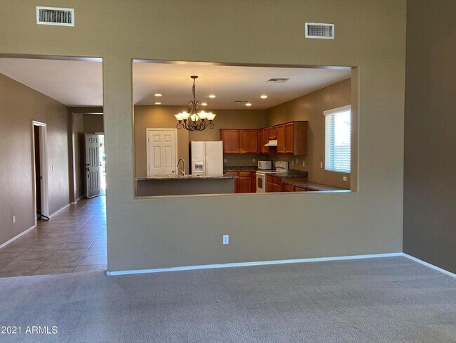 Building Photo - 4957 S Stonecreek Blvd