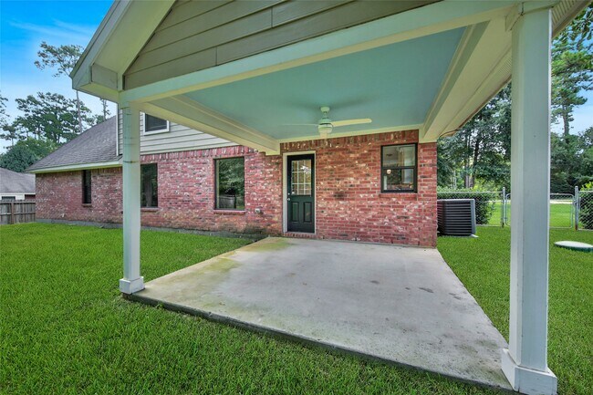 Building Photo - 710 W Rollingwood St
