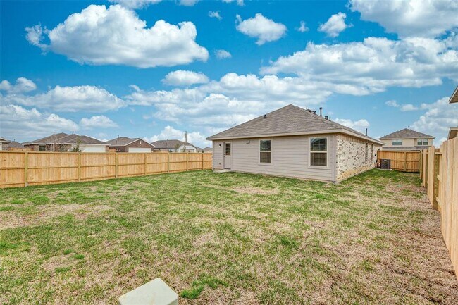 Building Photo - 7347 Greenbriar Cayon Ln