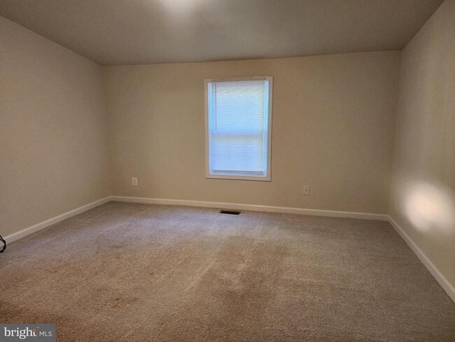 Building Photo - 22848 Our Ladys Ln