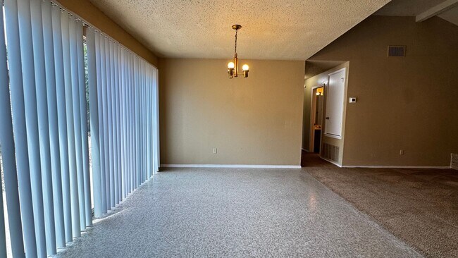 Building Photo - 11343 Fish Springs Dr