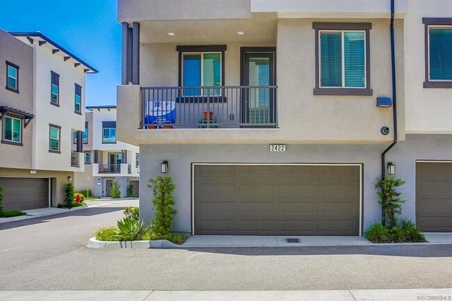 Building Photo - Modern 3-Bedroom, 3-Bath in Prime North Co...