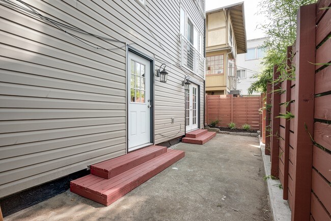 Building Photo - Boylston Flats