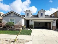 Building Photo - 2488 Remy Cantos Dr