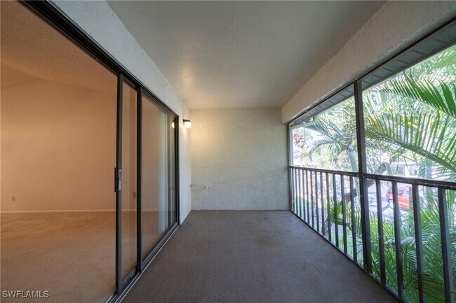 Building Photo - 17455 Blueberry Hill Dr