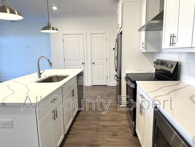 Building Photo - 522 Sawnee Vlg Blvd