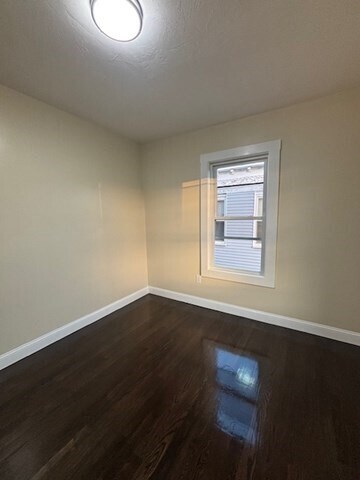 Building Photo - 609 Morton St