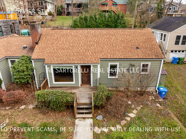 Building Photo - Charming Remodeled Home near UNCA