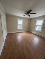 Building Photo - 162 Marshall St