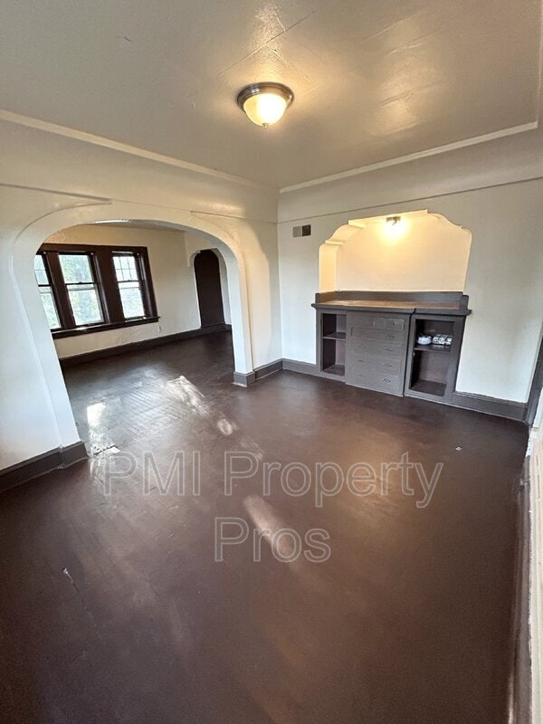 Building Photo - 3112 N 38th St