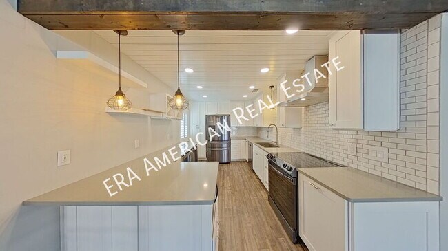 Building Photo - 228 Amberjack Dr