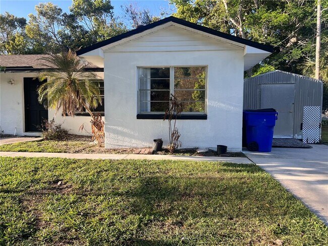 Building Photo - 727 Wyoming Ave