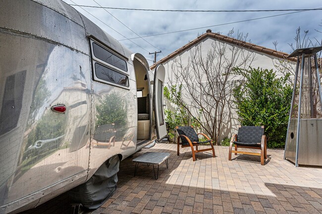Building Photo - Coronado Beach House