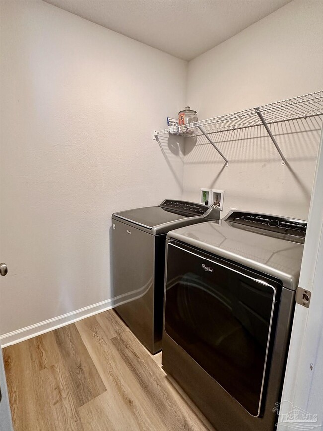 Building Photo - 10981 Blacktail Loop