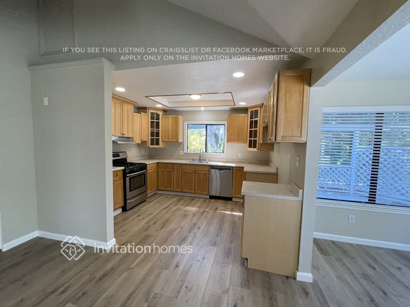 Building Photo - 3045 Waring Pl