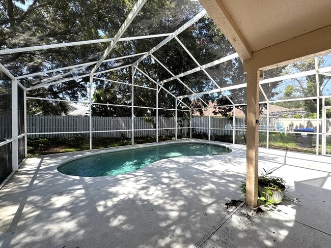 Building Photo - 4952 Hook Hollow Cir