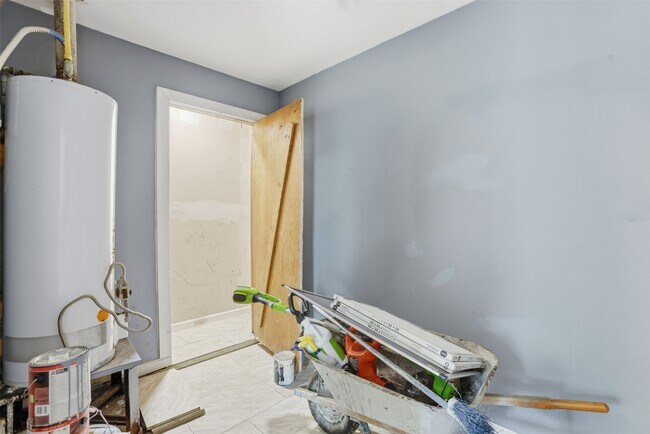 Building Photo - 7301 Conley St