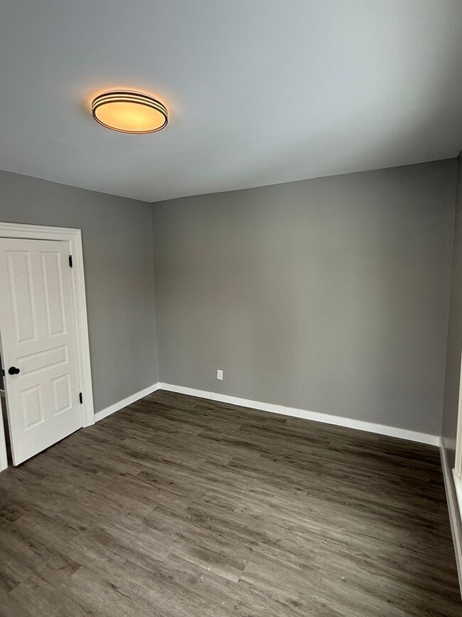 Building Photo - Newly Renovated! - 3 Bedroom, 2 Bathroom Home In Britton, Mi