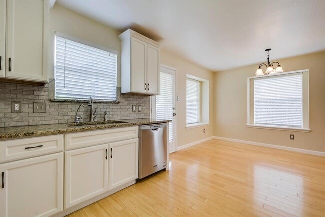 Building Photo - 3408 Flowstone Ln