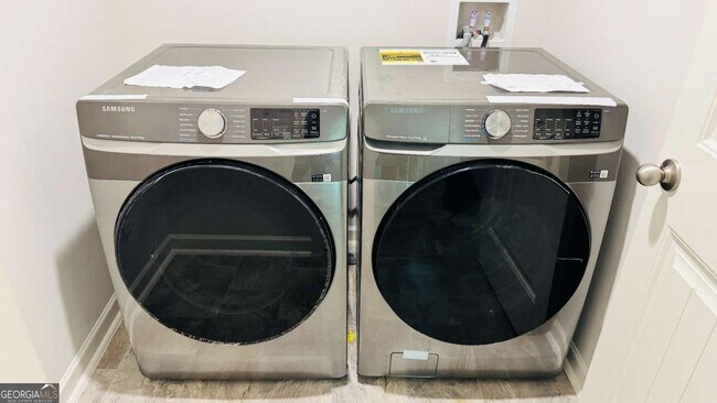 Building Photo - 304 Belmont Dr