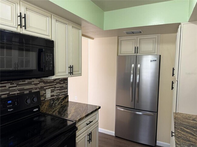 Building Photo - 1316 Mill Creek Pl