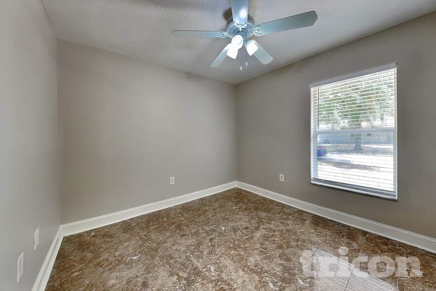 Building Photo - 2313 Pleasure Run Dr