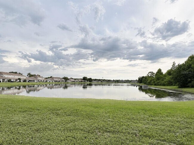 Building Photo - 14426 Island Cove Dr
