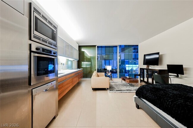 Building Photo - 3722 S Las Vegas Blvd