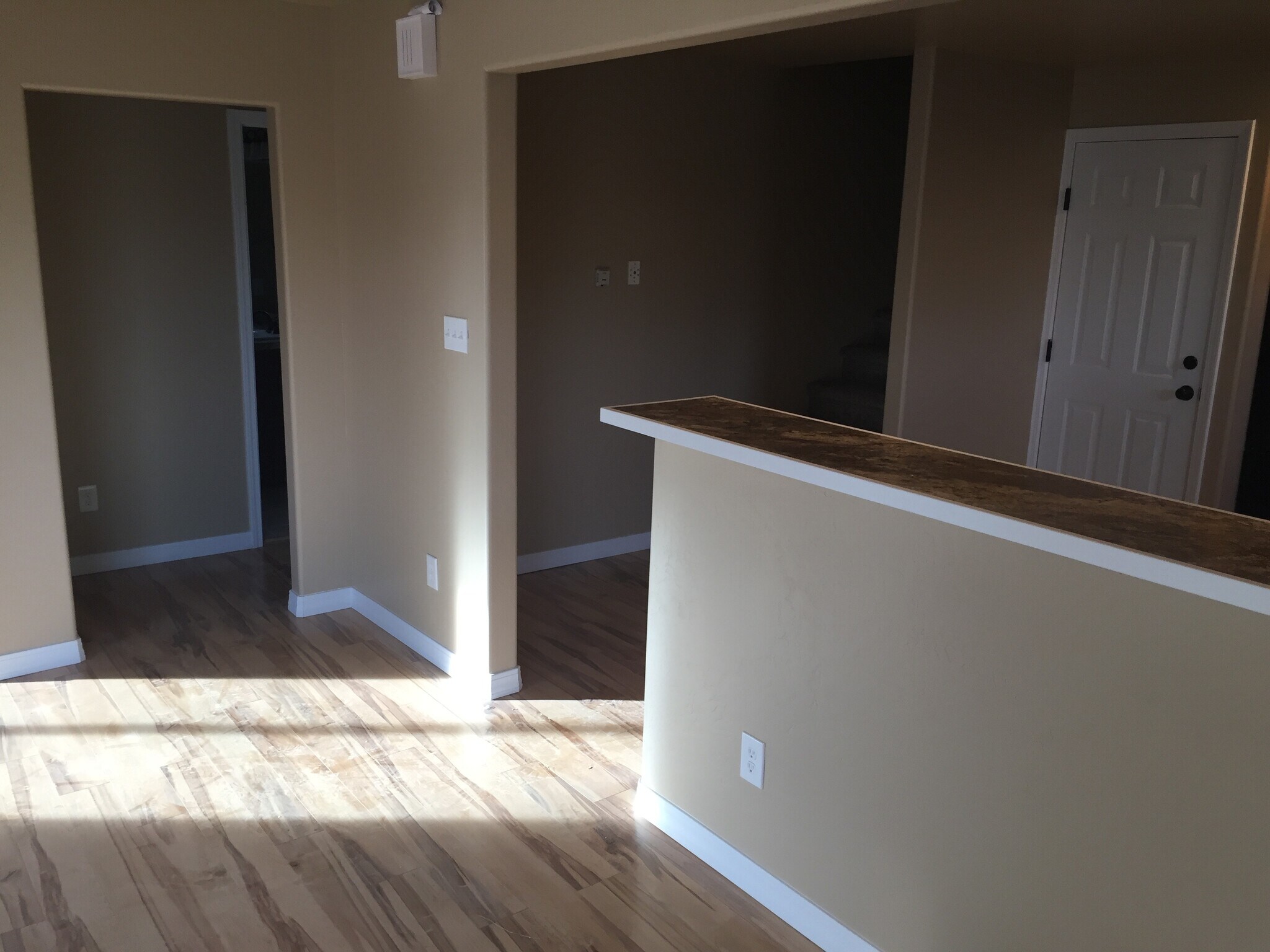 Building Photo - 203 S Mesa St