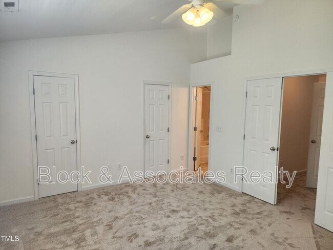Building Photo - 11416 Shadow Elms Ln