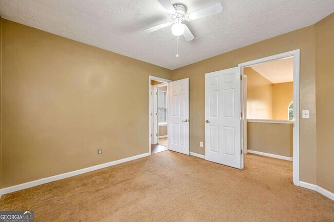 Building Photo - 4392 Windmoor Dr NW