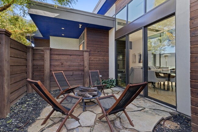 Building Photo - 4156 S Better Dr