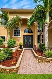 Building Photo - 1333 SW 175th Way