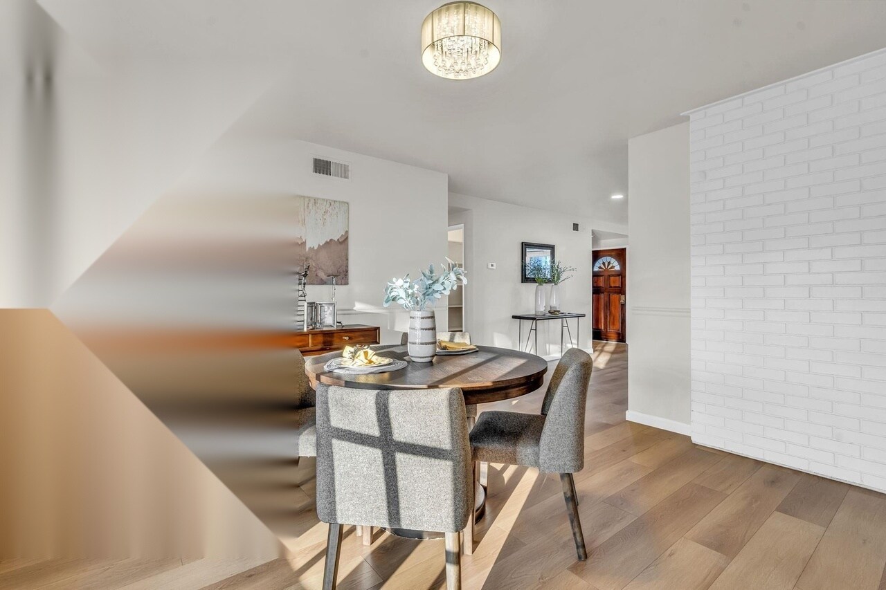 Building Photo - 7472 Blue Fox Way