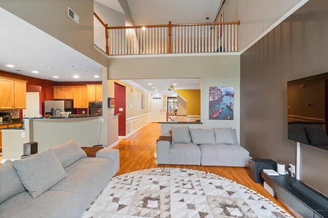 Building Photo - 5105 Bright Owl Rd