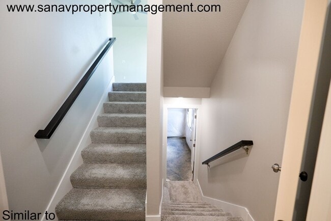 Building Photo - Modern 3-Bedroom, 2.5-Bath Home in Prime N...
