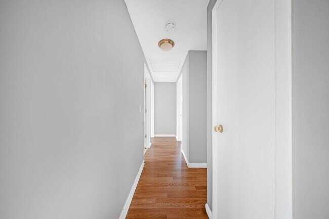 Building Photo - 420 Kipp Ave