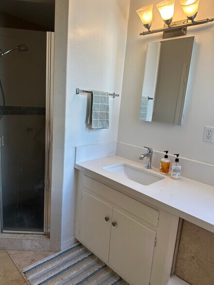 BATHROOM - 1047 E 1st St