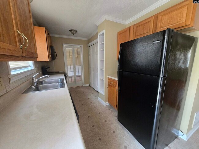 Building Photo - 208 Sagamare Rd